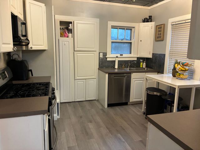 1412 29th Street, Moline, IL 61265
