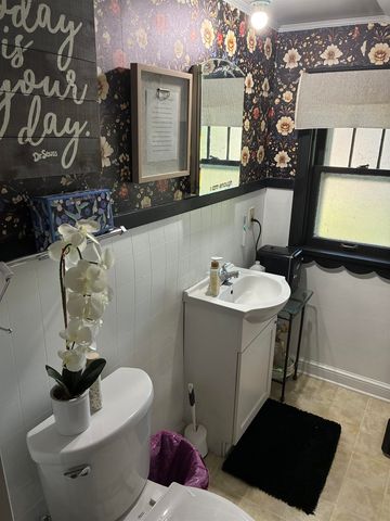 1412 29th Street, Moline, IL 61265
