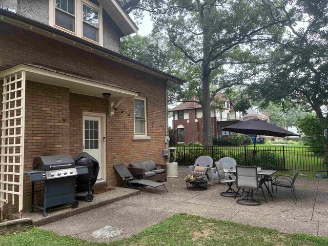 1412 29th Street, Moline, IL 61265