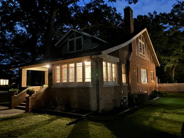 1412 29th Street, Moline, IL 61265