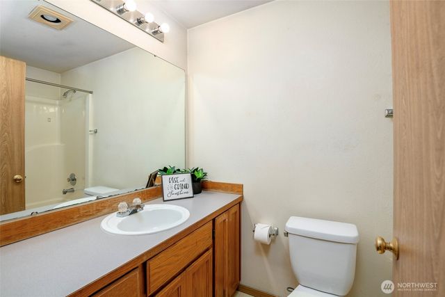 1418 E 59th Street, Tacoma, WA 98404