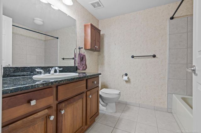 2116 Country Club Drive, St Clair Shores, MI 48082