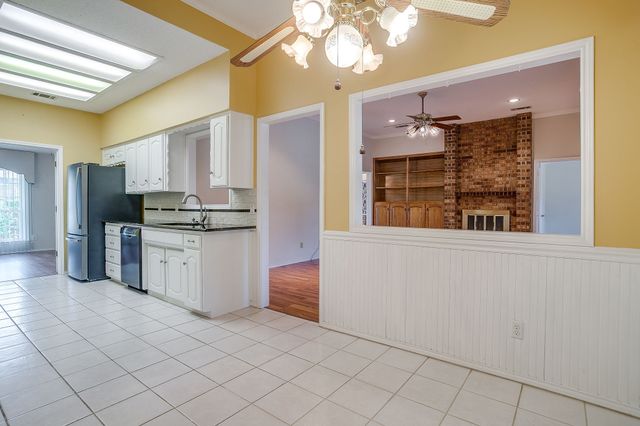 1516 Wimberly Court, Bedford, TX 76021