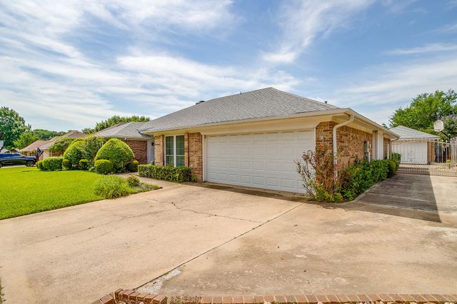 1516 Wimberly Court, Bedford, TX 76021