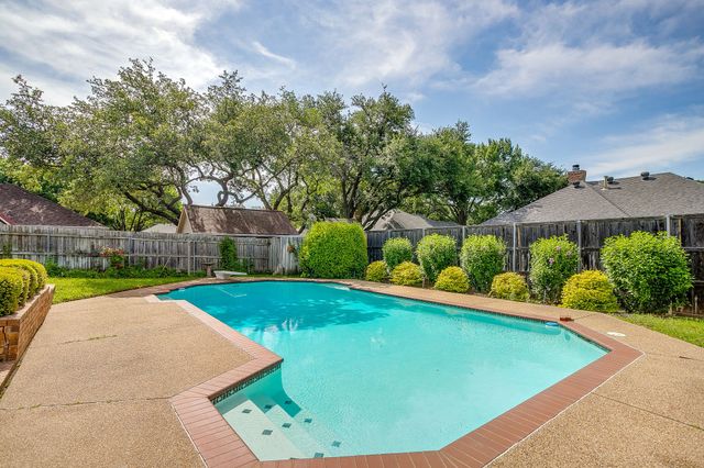 1516 Wimberly Court, Bedford, TX 76021