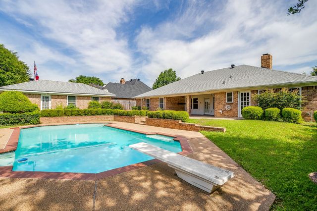1516 Wimberly Court, Bedford, TX 76021