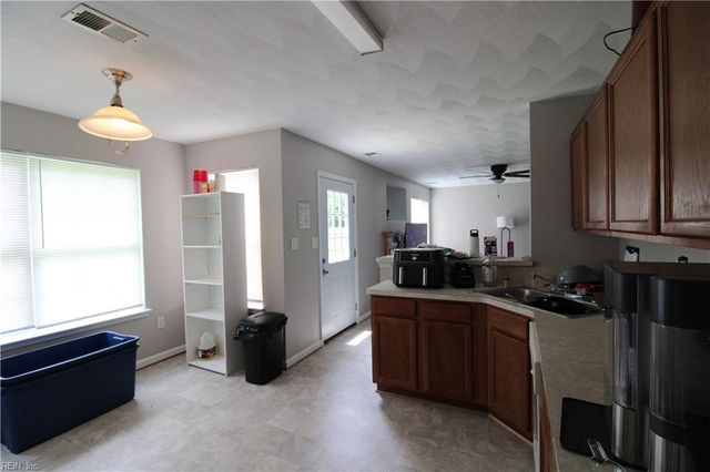 849 W 43rd ST, Norfolk, VA 23508