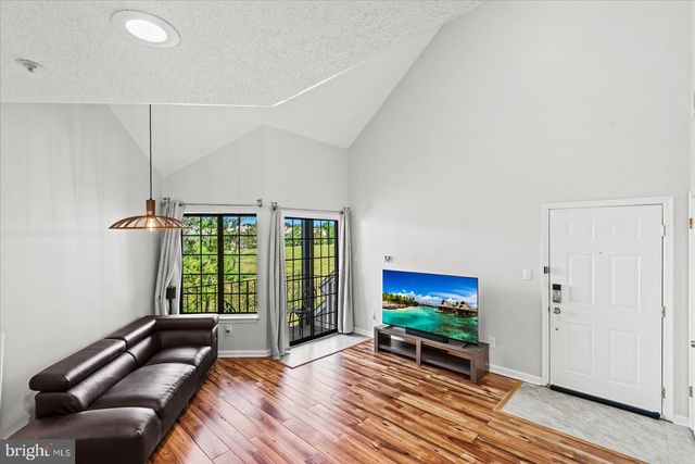 6000-F MERSEY OAKS WAY, Alexandria, VA 22315