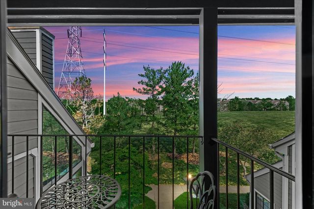 6000-F MERSEY OAKS WAY, Alexandria, VA 22315