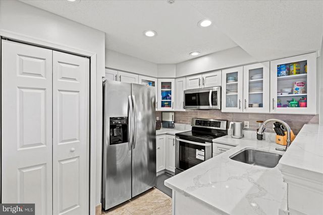 6000-F MERSEY OAKS WAY, Alexandria, VA 22315