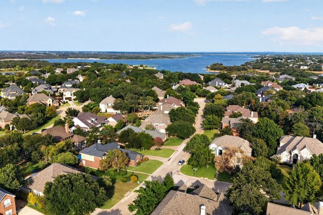 3309 Shadow Wood Circle, Highland Village, TX 75077