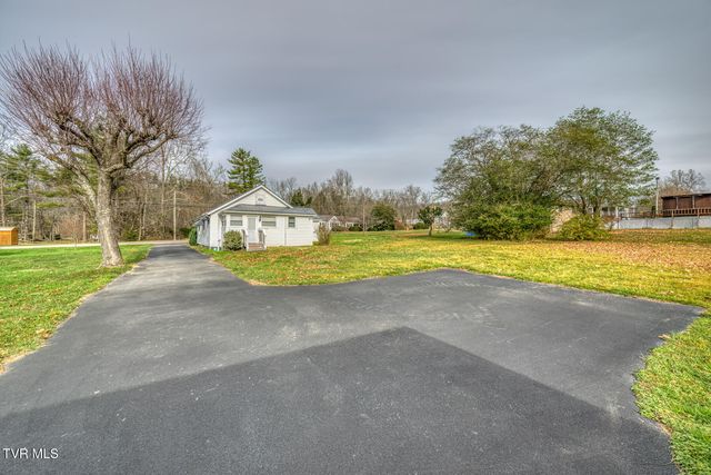 920 North Church Street, Mountain City, TN 37683