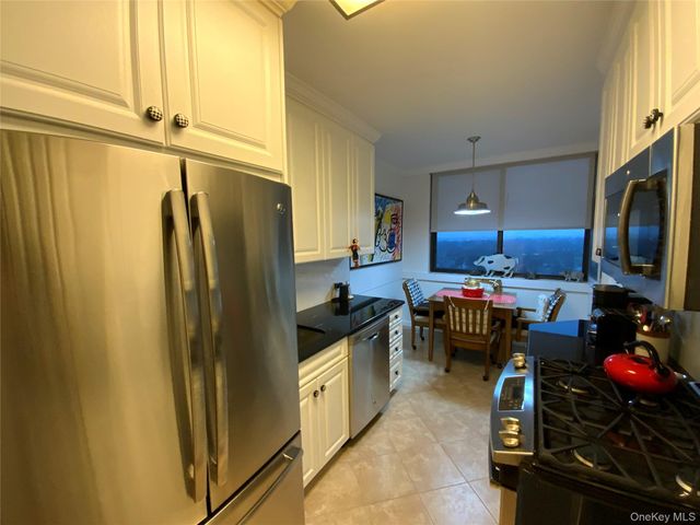 26910 Grand Central Parkway 16N, Floral Park, NY 11005