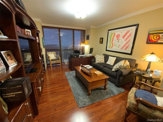 26910 Grand Central Parkway 16N, Floral Park, NY 11005