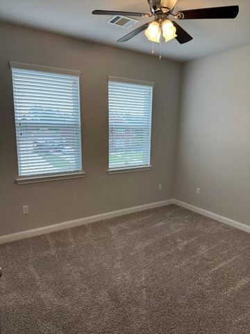 16419 Lakewood Field Drive, Tomball, TX 77377