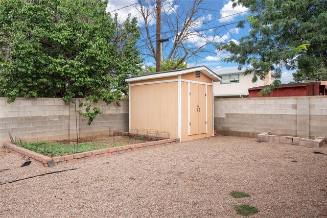 8413 GUTIERREZ Road NE, Albuquerque, NM 87111