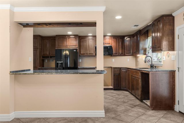 8413 GUTIERREZ Road NE, Albuquerque, NM 87111