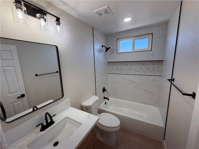 500 Grimsby Avenue, Henderson, NV 89014