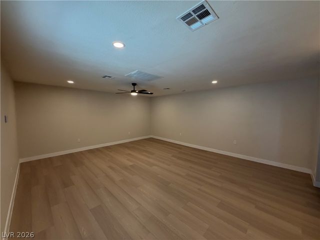 500 Grimsby Avenue, Henderson, NV 89014
