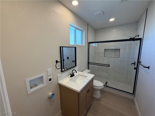 500 Grimsby Avenue, Henderson, NV 89014
