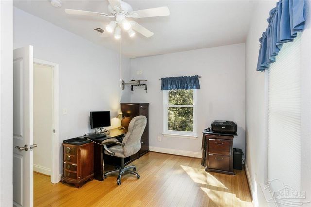 2624 San Antonio Dr, Milton, FL 32583