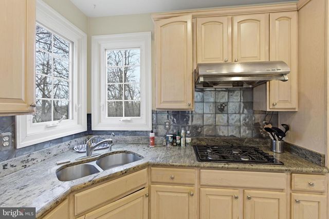 2928 MARLOW FARM TER, Silver Spring, MD 20904