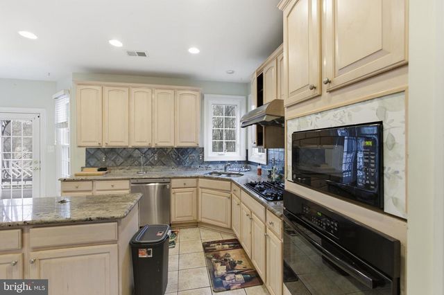 2928 MARLOW FARM TER, Silver Spring, MD 20904
