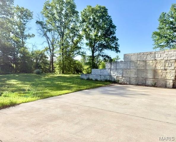 57898 Flint Hill Road, New London, MO 63459