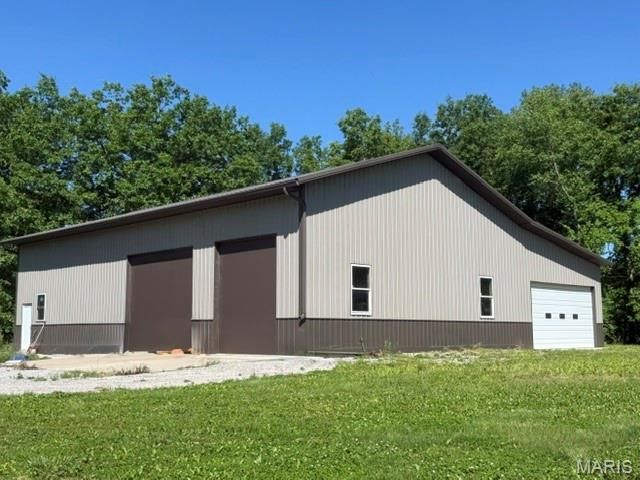57898 Flint Hill Road, New London, MO 63459