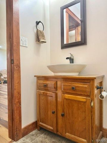 57898 Flint Hill Road, New London, MO 63459