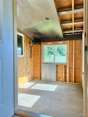 57898 Flint Hill Road, New London, MO 63459