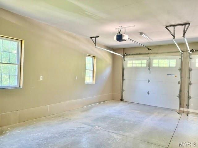 57898 Flint Hill Road, New London, MO 63459