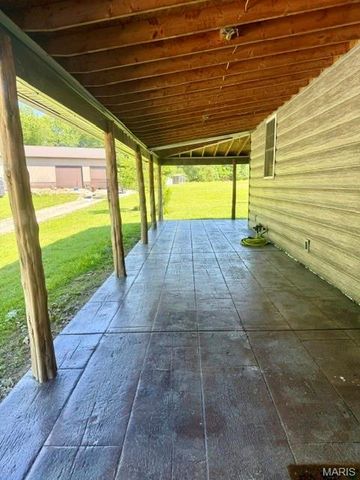57898 Flint Hill Road, New London, MO 63459