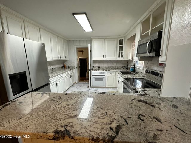 13280 Blues Farm Road, Laurinburg, NC 28352