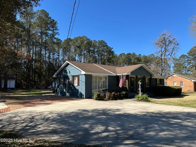 13280 Blues Farm Road, Laurinburg, NC 28352