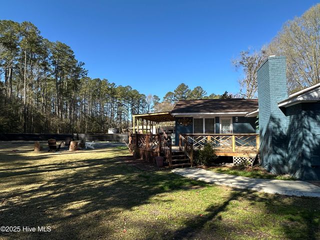 13280 Blues Farm Road, Laurinburg, NC 28352