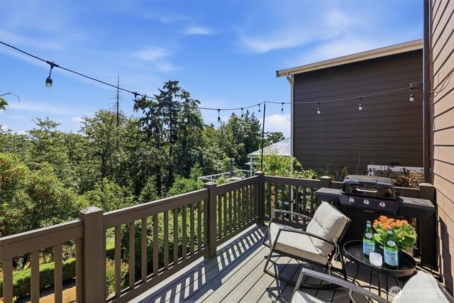 12036 89th Place NE, Kirkland, WA 98034