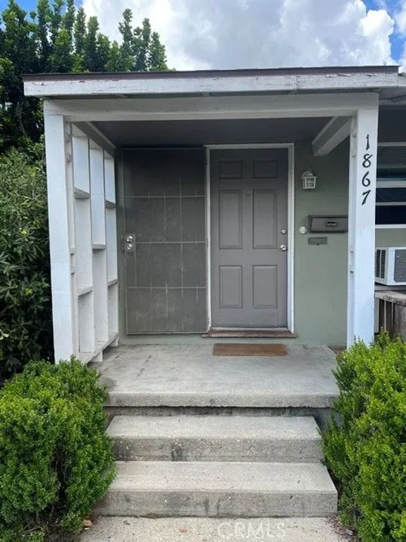 1867 Layton, Pasadena, CA 91104