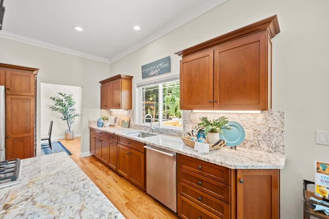 943 Eden Valley Rd, Colfax, CA 95713