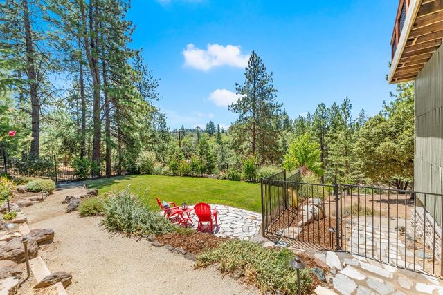 943 Eden Valley Rd, Colfax, CA 95713