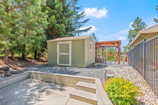 943 Eden Valley Rd, Colfax, CA 95713