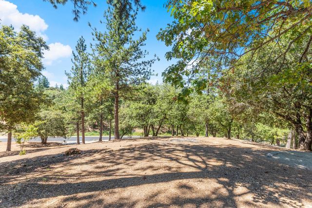 943 Eden Valley Rd, Colfax, CA 95713