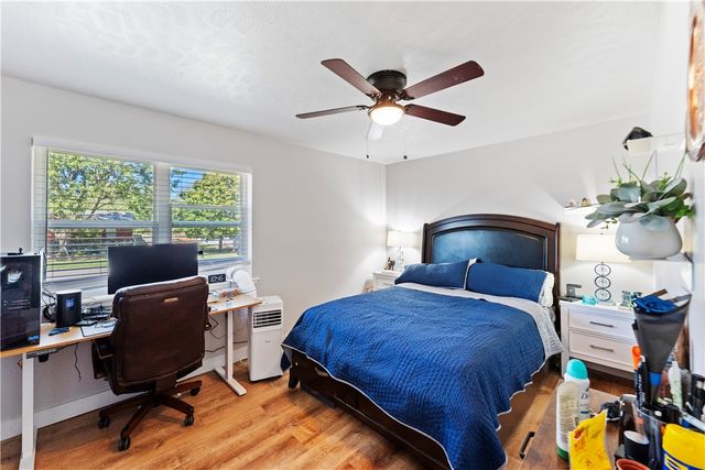 1813 S J Street, Rogers, AR 72756