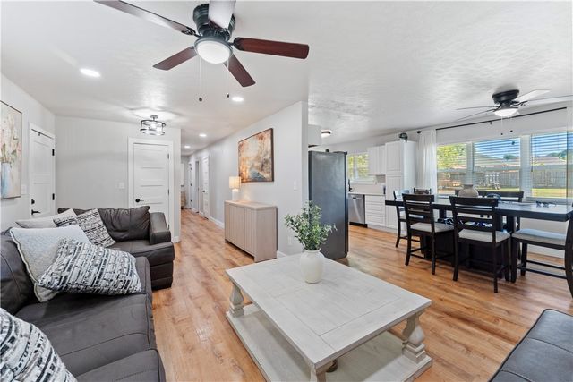 1813 S J Street, Rogers, AR 72756