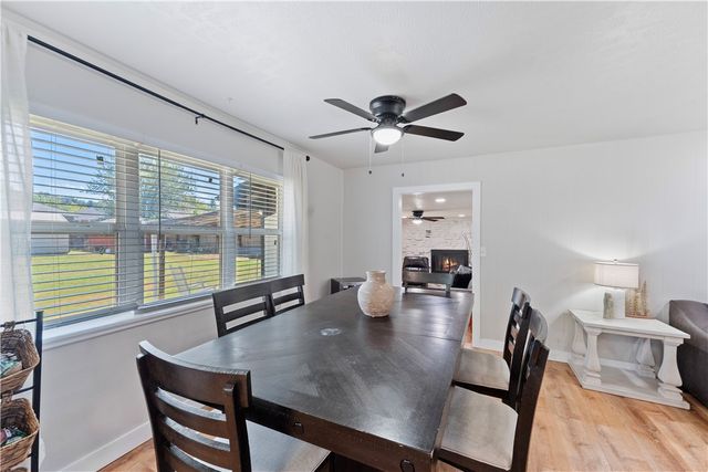 1813 S J Street, Rogers, AR 72756