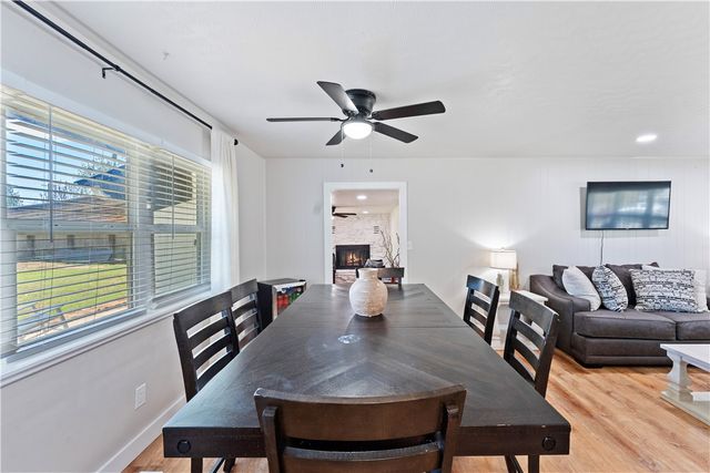 1813 S J Street, Rogers, AR 72756