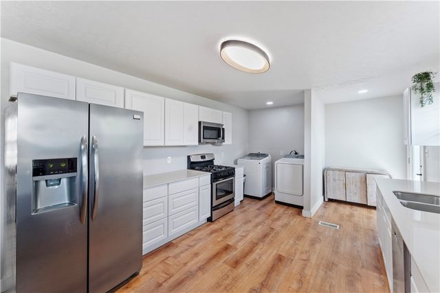 1813 S J Street, Rogers, AR 72756