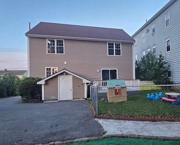 1967 Rodman St, Fall River, MA 02721