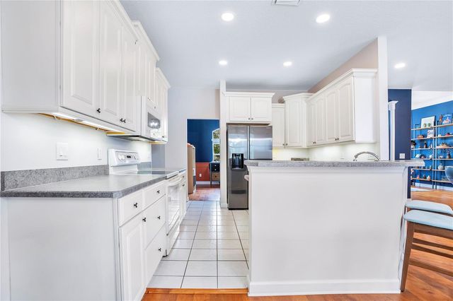 8400 VINTAGE DRIVE, Orlando, FL 32835