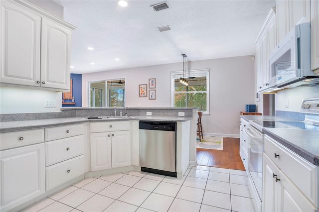 8400 VINTAGE DRIVE, Orlando, FL 32835